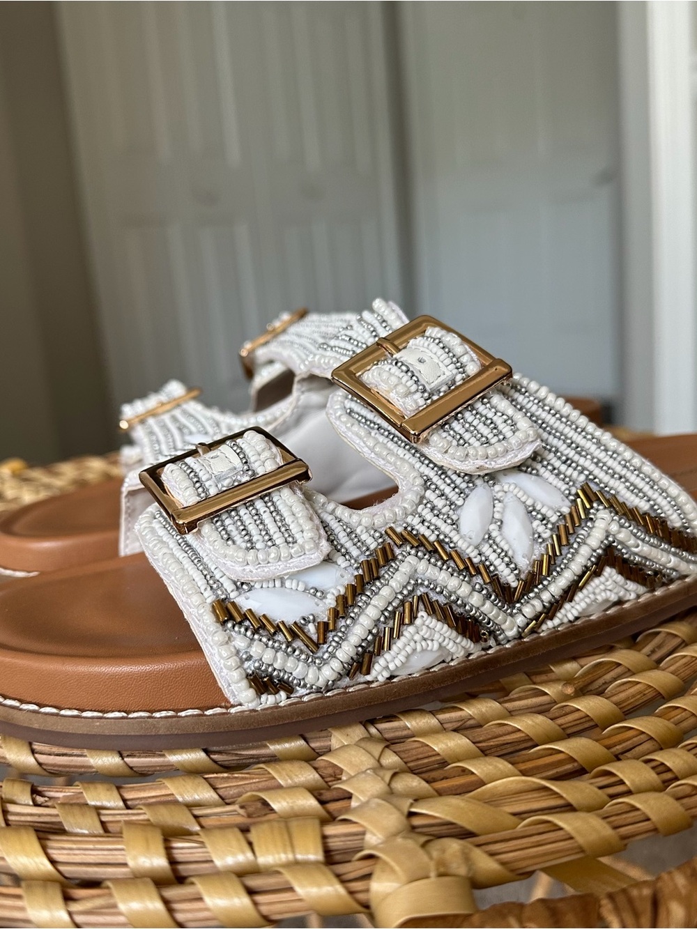 House of Harlow 1960 White Beaded Double-Buckle Slide Sandals Women’s US 6.5 - Picture 2 of 14